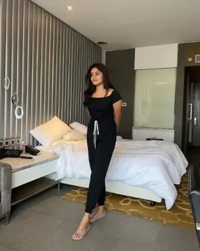 Call Girls Jhakhri Cash On Delivery